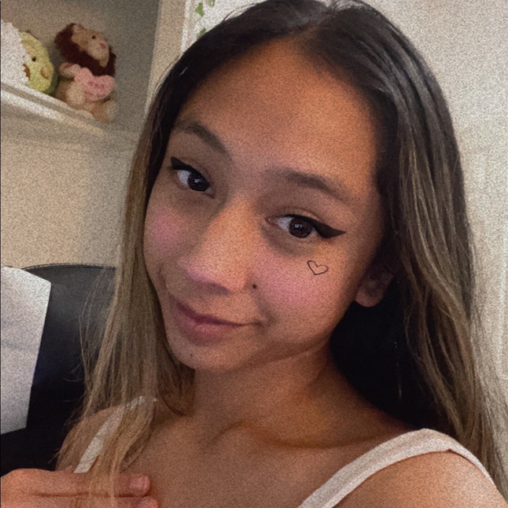 Meet your Posher, Ari camille